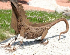 Iguane Sculpture