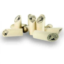 Quilles Finlandaises BZH - David Jeux -Pas Cher Jardinure Magasin 1694704 2 quilles finlandaises cartoon